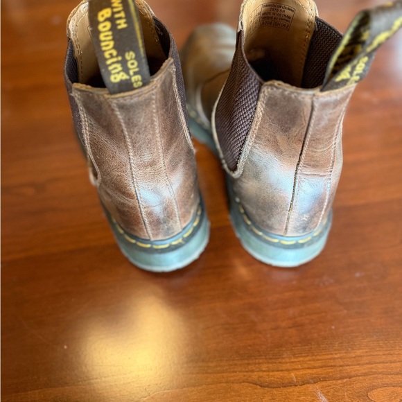 Dr. Martens Brown Leather Chelsea Boots - Picture 3 of 6